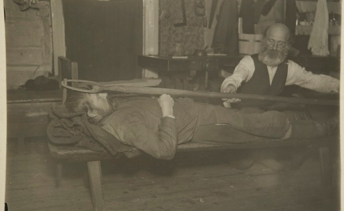 ”Jos ei viina, terva eikä sauna auta, niin silloin perii hauta” – kainuulaisia kansanparantajia